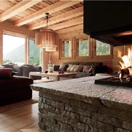 Grande Proche De L'arret De Bus/sauna/home Cinema Ferienhaus